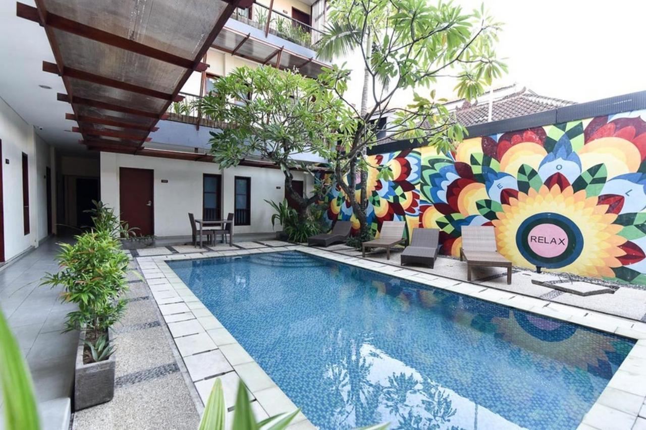 Reddoorz Near Legian Street Hotel Exterior photo